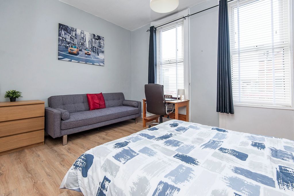 Love Rooms accommodation in Belfast